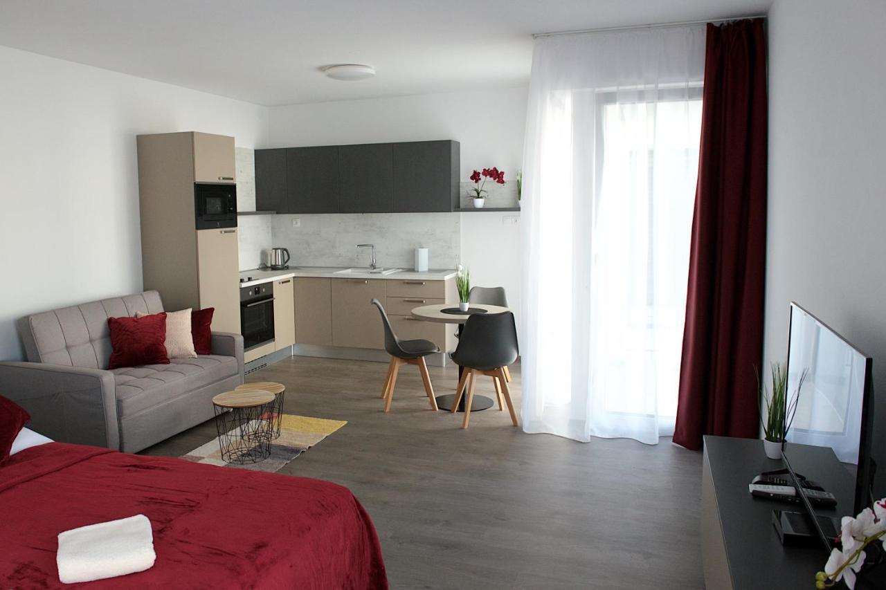 Apartman Greenbay Golf Trenčín Dış mekan fotoğraf