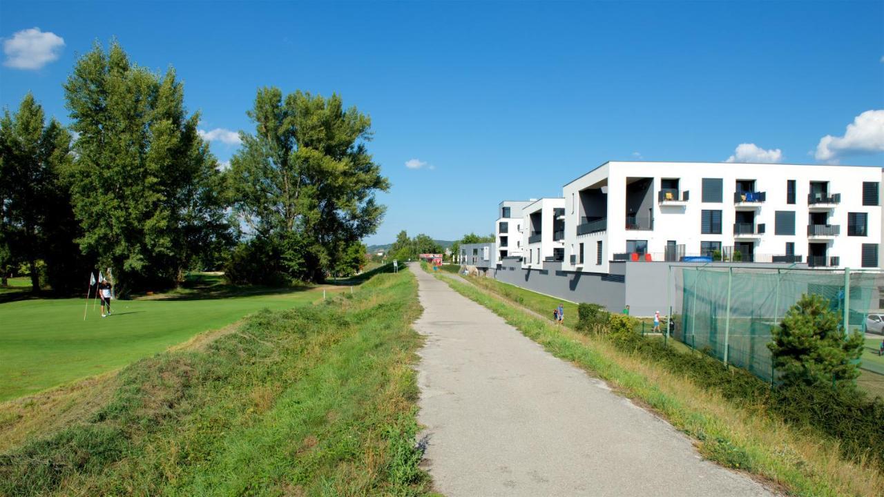 Apartman Greenbay Golf Trenčín Dış mekan fotoğraf